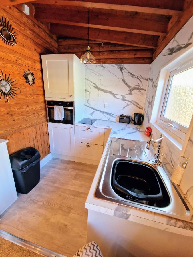 Kaoglen Squirrel Drey-Hot Tub-Pet Friendly-Perth Villa Balnald Exterior foto