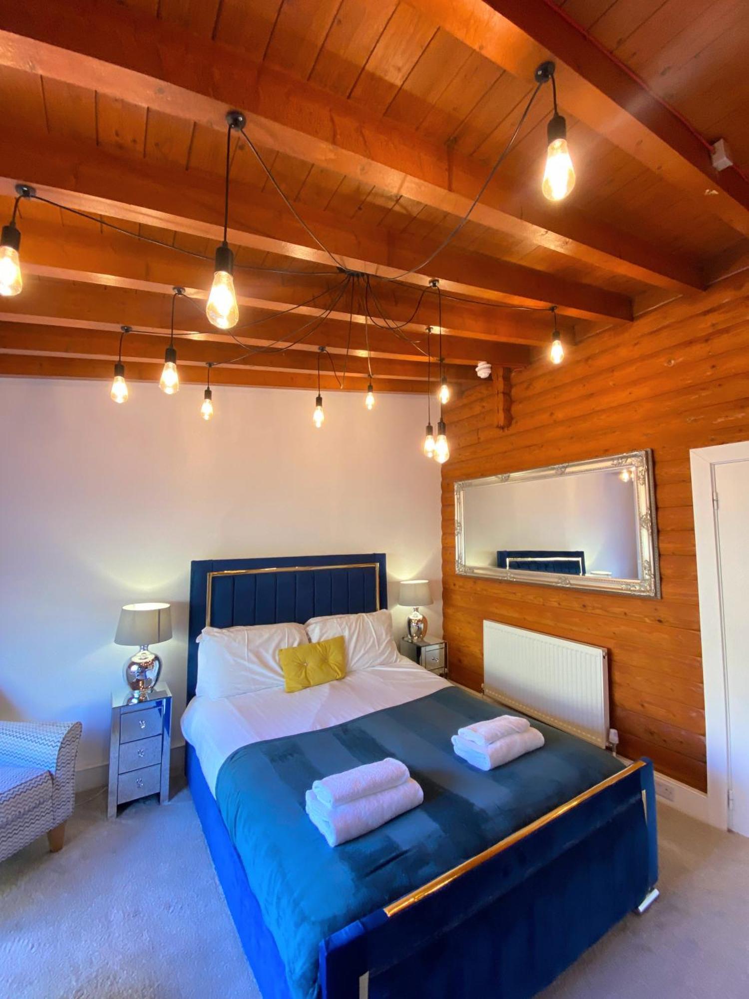 Kaoglen Squirrel Drey-Hot Tub-Pet Friendly-Perth Villa Balnald Exterior foto