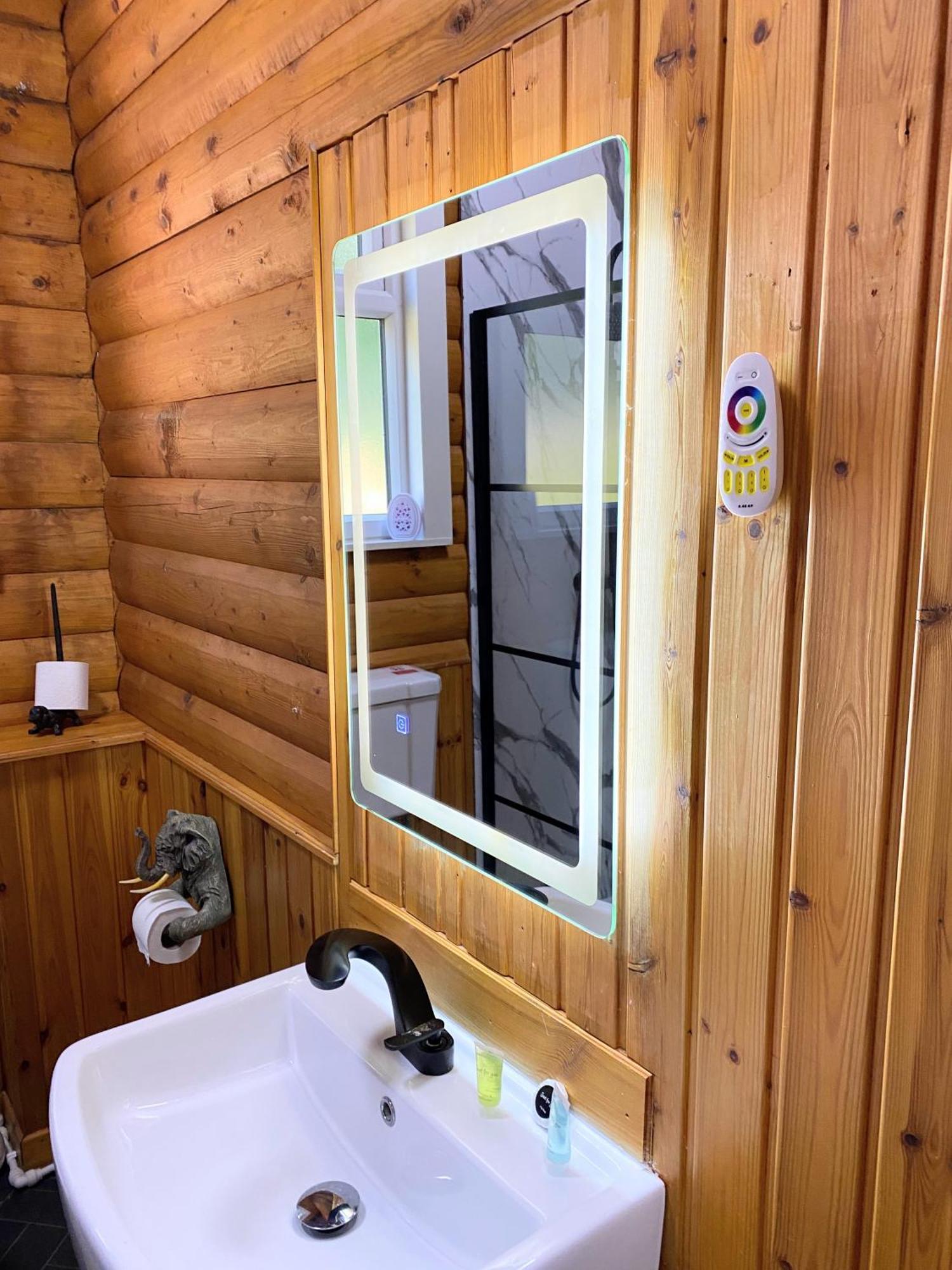 Kaoglen Squirrel Drey-Hot Tub-Pet Friendly-Perth Villa Balnald Exterior foto